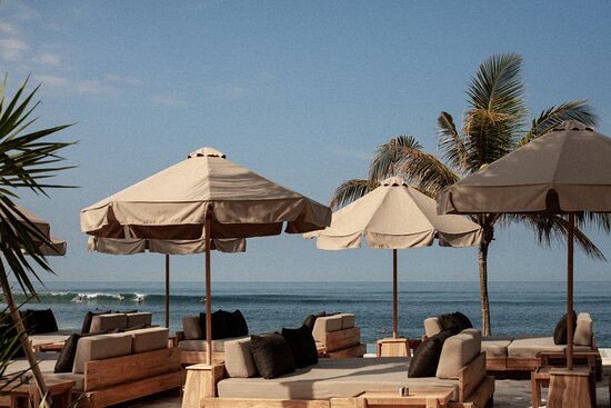 Swimshorts and Resorts: Bali Travel Guide